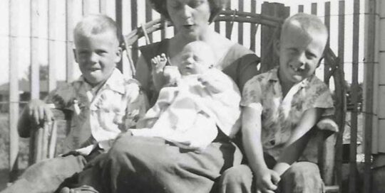 4 Weeks Old Mom Rog and Dennis