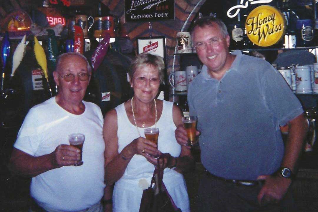 Vandiests at Leinenkugels July 2002
