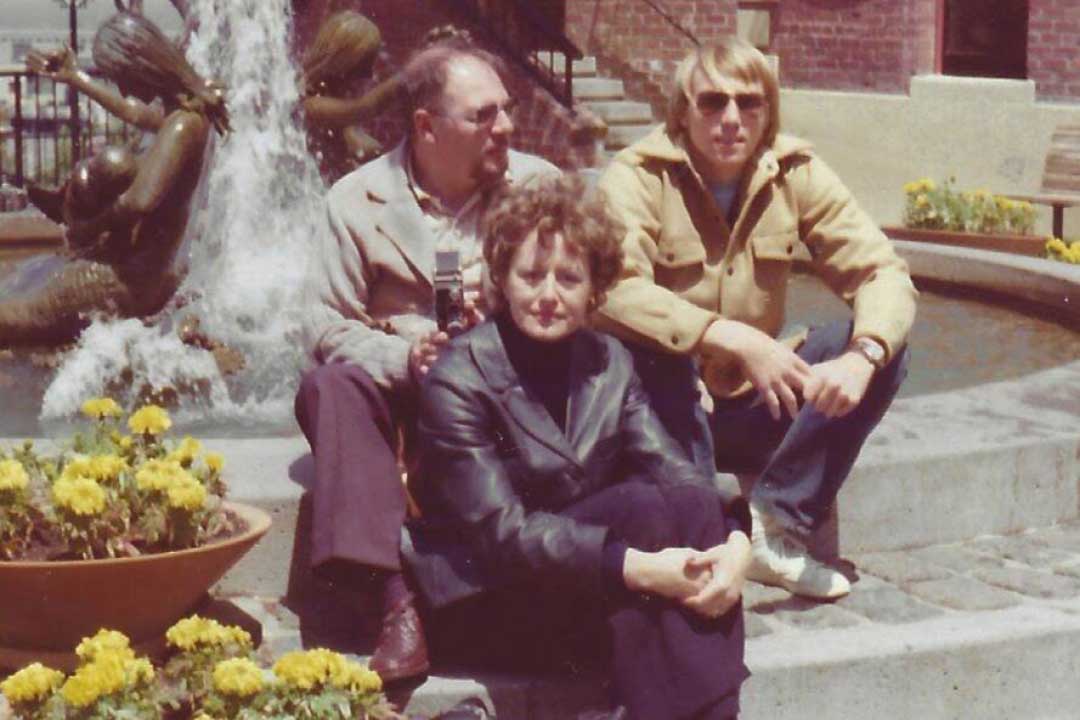 Vandiests to USA July 1975